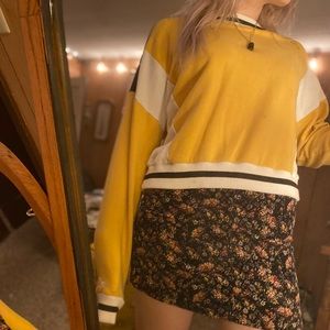 🐝Yellow Colorblock Sweater🐝